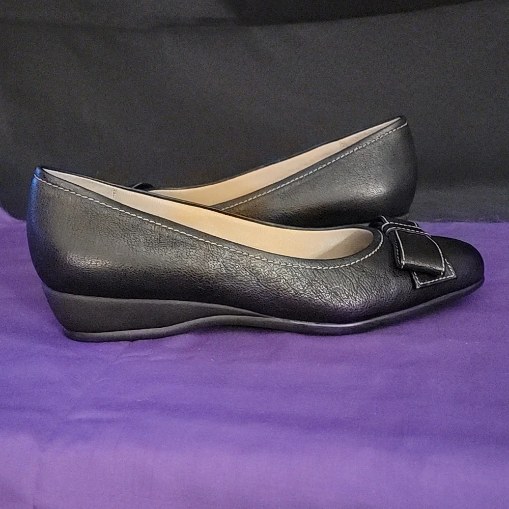 COPY - Trotters Black Leather Wedge